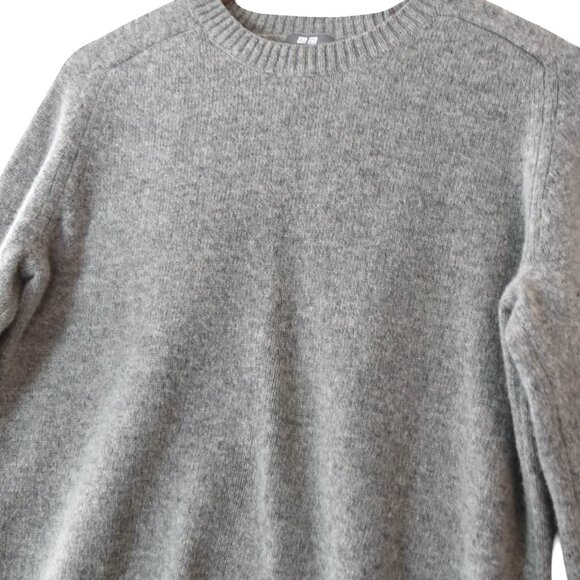 Uniqlo Gray Wool Blend Crewneck Sweater Size M Academia Minimalist Preppy - Picture 1 of 8